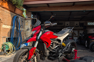 Ducati Hyperstrada 939