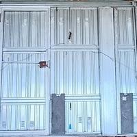 Porta basculante per garage o box. 
