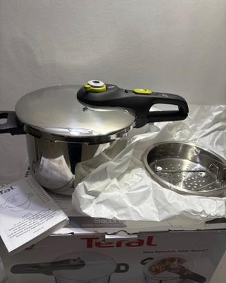 Tefal pentola a pressione di 6 litri _Nuovo