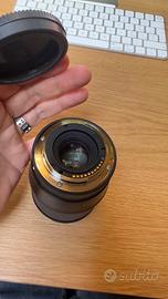 Obiettivo Sigma 16mm f/1attacco Sony E mount