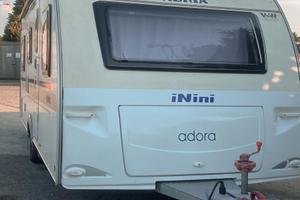 Adria Adora Roulotte 7 posti