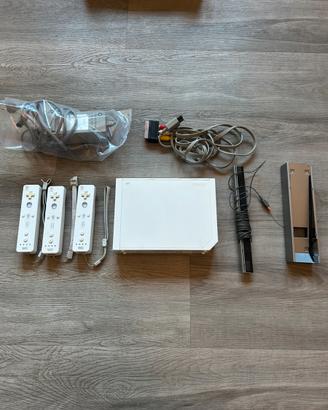 Console Nintendo Wii + 3 controller