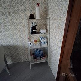 Mobile porta oggetti