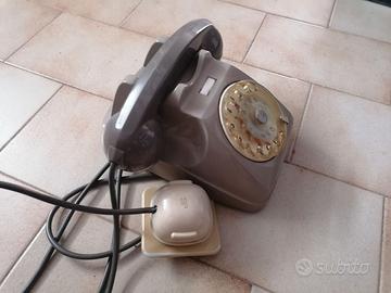 Telefono vecchio