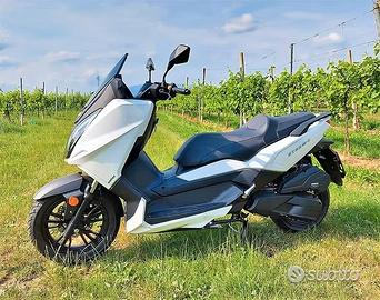 NUOVO SCOOTER Wottan Storm-T 125-BIANCO