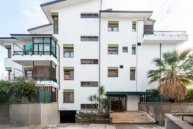 Via Bainsizza - Duplex con Giardino e 2 p.auto