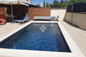 VILLA A SCHIERA A VALMONTONE