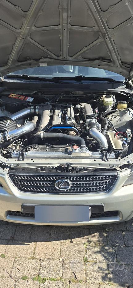 Lexus IS 1ª serie