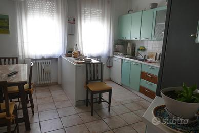 3 camere + 2 bagni +garage