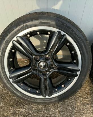 Cerchi e gomme termiche Mini