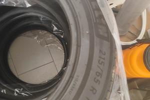 Pneumatici estivi 215 65 R17 Michelin primacy 4