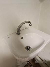 Miscelatore a pedali caldo freddo e lavamani