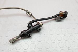 POMPA POSTERIORE TRIUMPH DAYTONA 675 2009 2010 201