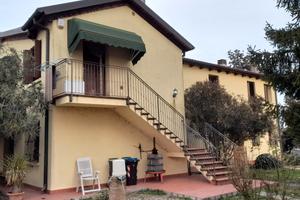 Masi Torello Casa in bifamiliare con scoperto