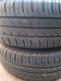 2 gomme auto usate