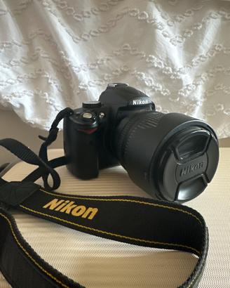 Nikon D5000 + obbiettivo AF-S nikkor 18-105 mm