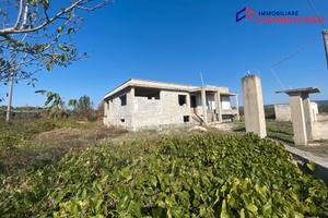 Crispiano - grezzo su 2 livelli