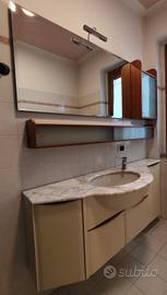 Mobile bagno sospeso