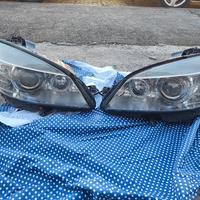 coppia fari anteriori Mercedes Benz