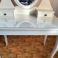 scrivania ikea (hemnes)