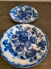 Coppia antichi piatti decorati