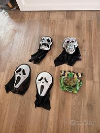 Costume