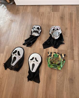 Costume