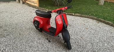 Vespa 50 special
