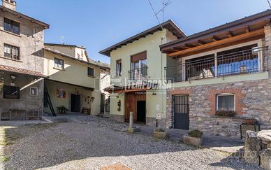 Casa indipendente a Como Via Navedàno 3 locali