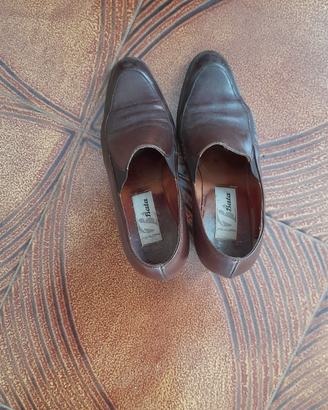 Scarpe di marca BATA a mocassino con tacco