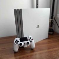 Ps4 pro white