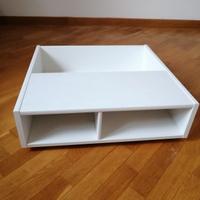 Comodino Ikea con rotelle 