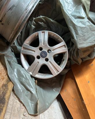 cerchi ford da 15
