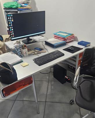 Mobili ufficio di design in alluminio