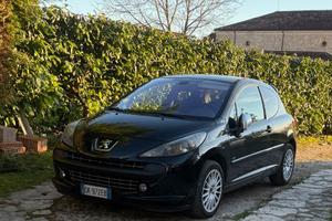 Peugeout 207 RC