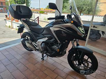 Honda NC 750 X DCT UNIPRO KM 9.676 !!!