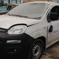 Panda Van 1.0 Ibrido del 2022 motore 46341162