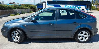 Ford Focus 2ª Serie 1.6 GPL (2005), 147000Km