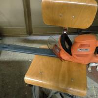 taglia siepi elettrico 