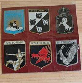 stemmi metallo stormi combattimento 