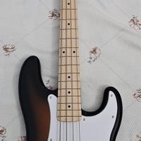 Basso elettrico Squier Fender Precision 