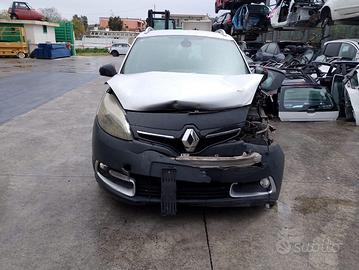 RICAMBI USATI RENAULT X MODE GRAND SCENIC 2015