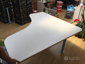 Scrivania ufficio Fantoni