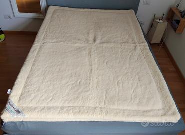 Coppia di coperte in pura lana Merino. Made in GER