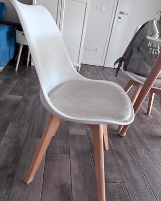 4 sedie nordiche legno Sklum bianche