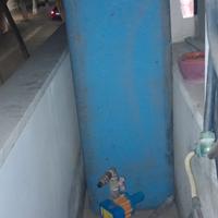 serbatoio orizzontale 300L con motore 