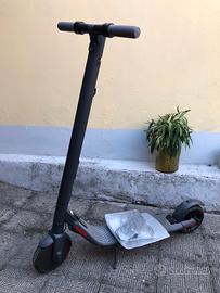 Monopattino ninebot