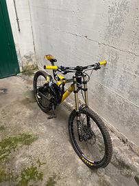 Bici Downhill Mtb Scott Octane 2