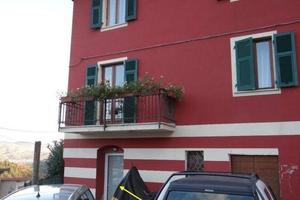 Immobile in asta di 96 m² con 3 locali a Follo