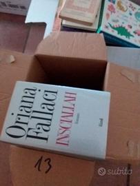 Lotto di circa 200 romanzi e libri